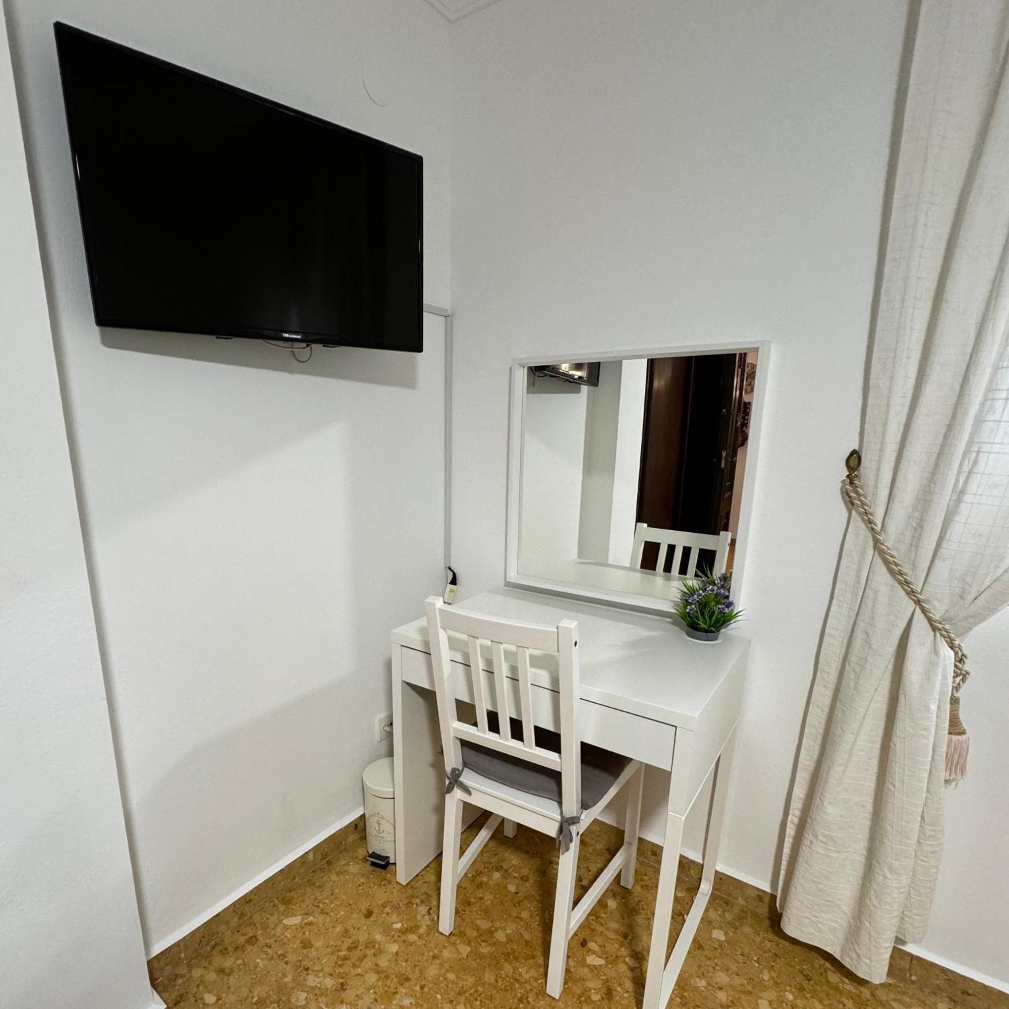 Habitaciones En Gandia A 5 Min Del Centro Historico Luaran gambar