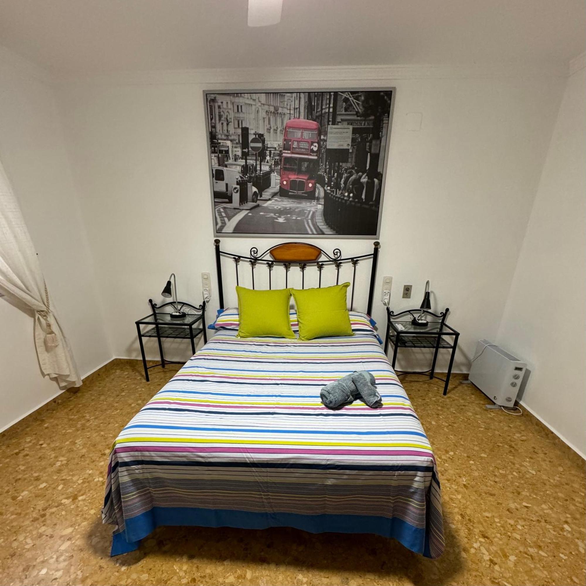 Habitaciones En Gandia A 5 Min Del Centro Historico Luaran gambar