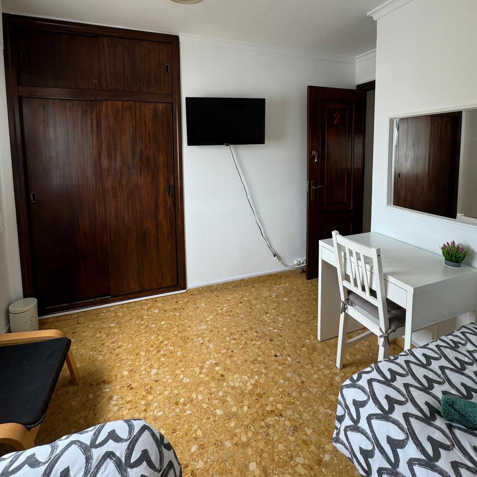 Habitaciones En Gandia A 5 Min Del Centro Historico Luaran gambar